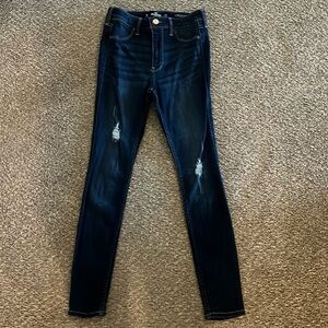 Hollister high-rise leggings. 3S